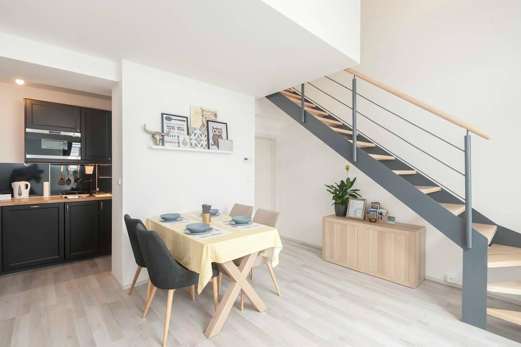 プラハKent Ridge Loft, Sokolskaアパートメント エクステリア 写真